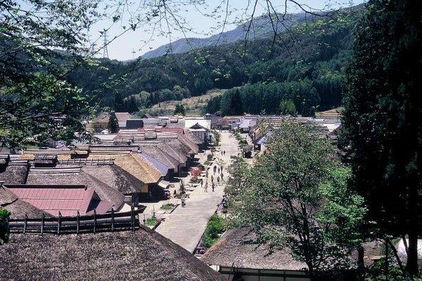 【新千歳空港発】 宮城鳴子・会津東山・山形蔵王3県名湯めぐりと日本三景松島・本場で米沢牛すき焼きのご昼食 南東北みどころぐるっと周遊(4日間)3